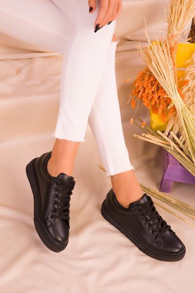 Mia Butik Black Lace-Up Sneaker Shoes