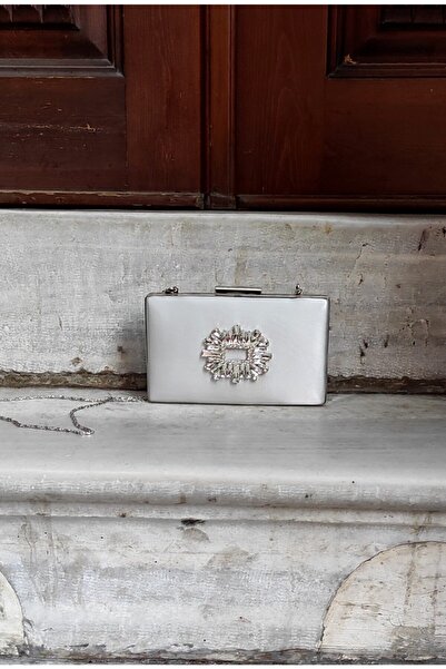 LA CALZATURE Ασημί Σατέν Πέτρινο Αξεσουάρ Βραδινό Φόρεμα Λεπτό Μοντέλο Γυναικ...