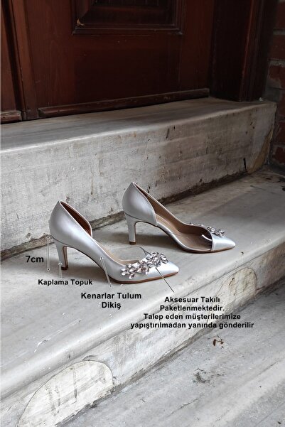 LA CALZATURE Ασημί Σατέν 7cm Τακούνι Πλαϊνό Διαφανές Αστέρι Αξεσουάρ Stiletto Βραδινό Φόρεμα Γυναικεία Παπούτσια