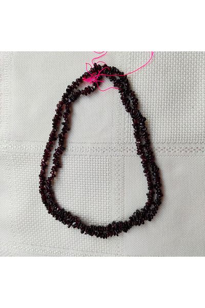 ByKolyeucum Lal Garnet Granat Pietre prețioase sparte Pietre naturale Mărgele 80 cm Klckr0027