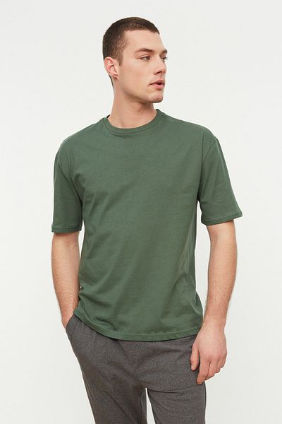 Trendyol Collection Zöld Férfi Basic 100% Pamut Relaxed Fit Crew Nyakú rövid ujjú póló TMNSS22TS0273