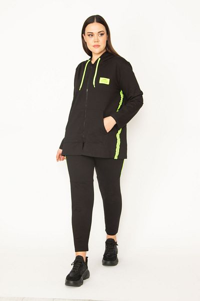 Şans Große Größen in Sweatsuit Set - Schwarz - Regular Fit