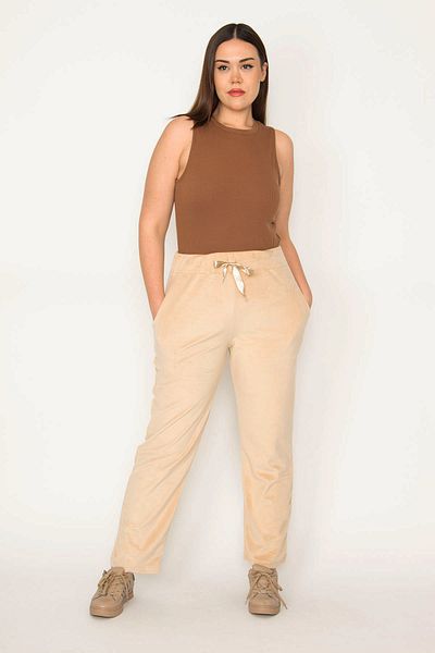 Şans Damen-Hose aus beigem Perlensamt mit elastischem Bund in großen Größen 65n31392