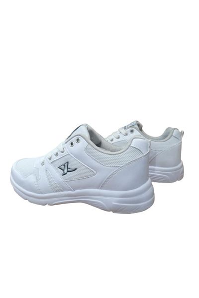 XStep Unisex White Walking Shoes S87046-01