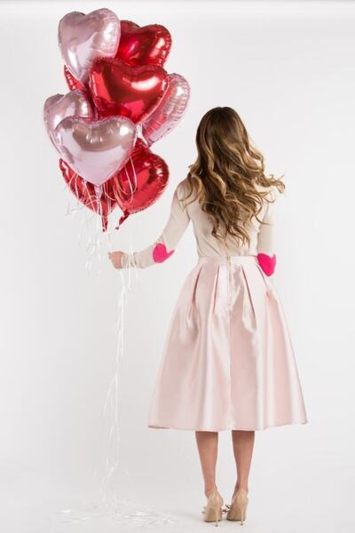 Ekin Süs مجموعة بالونات قلب حمراء ووردية