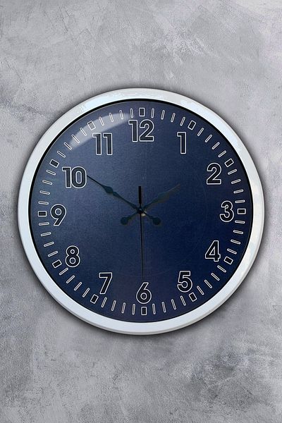 Kasva Concept Gift 40 cm White Metal Blue Wall Clock