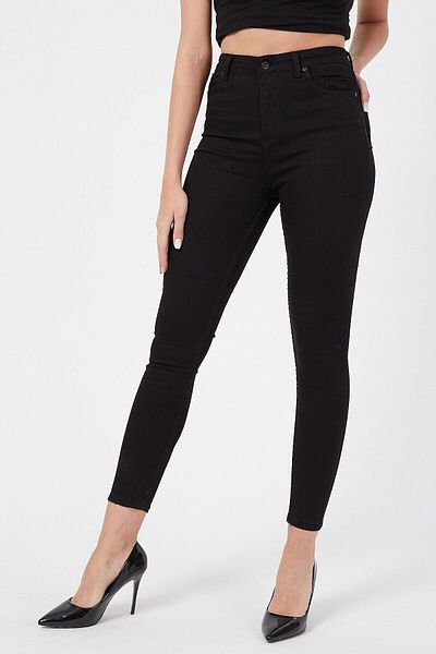 Ramrod Non-fading Black Super Skinny Jeans that Provide a Slim Look