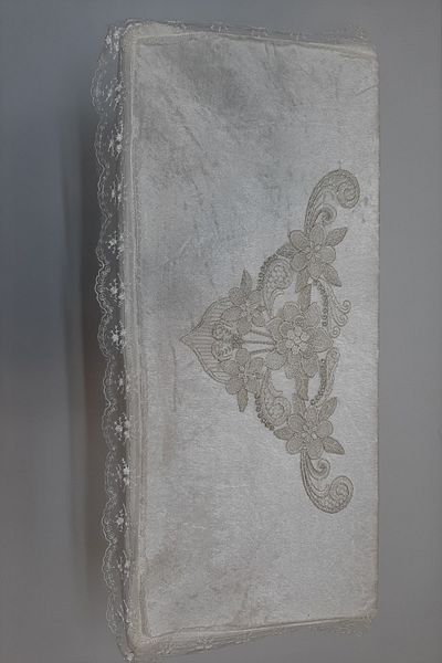 Çalışkan Çeyiz Evi Βελούδινο ύφασμα σφουγγάρι μαξιλάρι θήκη γαλλικής δαντέλας μαξιλάρι προίκας κρέμα 65x37x44cm
