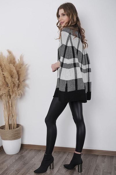 AVORWE Half Shirt Collar Square Pattern Two Button Black and White Knitwear Poncho