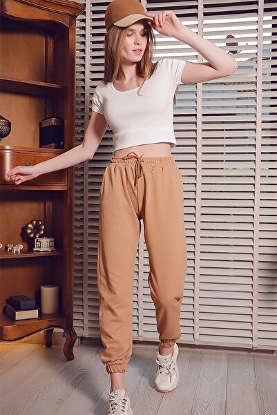 Trend Alaçatı Stili Kadın Bisküvi Beli Ve Paçası Lastikli Basic Eşofman Altı ALC-X5902