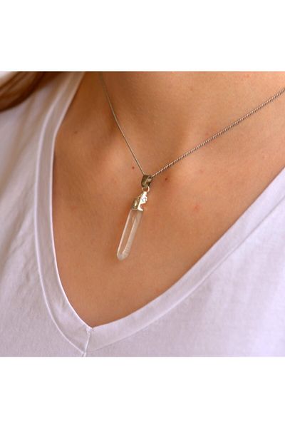 Taş Sandığı Raw Crystal Quartz Stone Necklace