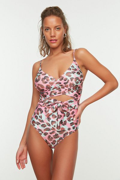 Trendyol Collection Badeanzug mit Hipster-Schnitt und Leopardenmuster - TBESS21MA0040