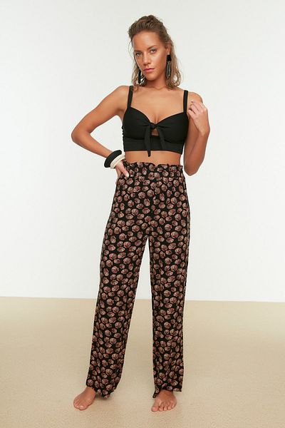 Trendyol Collection Schwarze gewebte Strandhose TBESS21PL0691