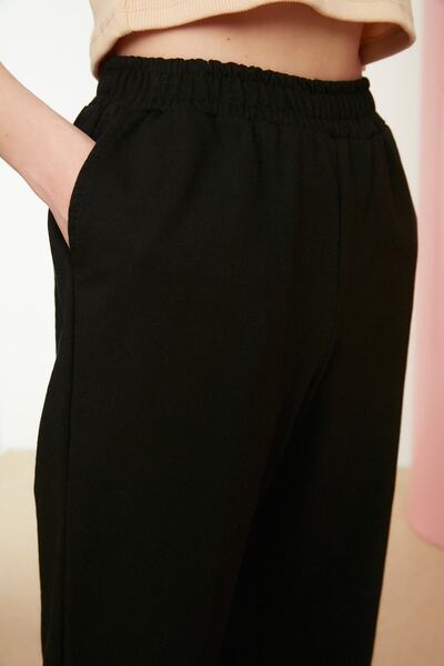 Trendyol Collection Black Loose Jogger Thin Knitted Sweatpants Pants Twoaw22Ea0041