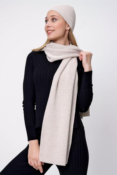 CHUBA Women's Thessaloniki Knitwear Scarf and Beret Set Beige 22wk270