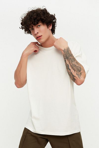 Trendyol Collection Bavlněné tričko Ecru Oversize s potiskem - TMNSS21TS1797