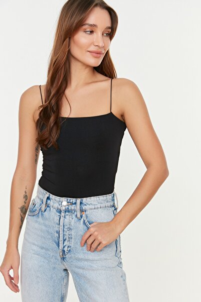 Trendyol Collection Černé špagety Nastavitelný popruh Pružné zapínání na patentky Pletené tělo TWOSS21BD0067