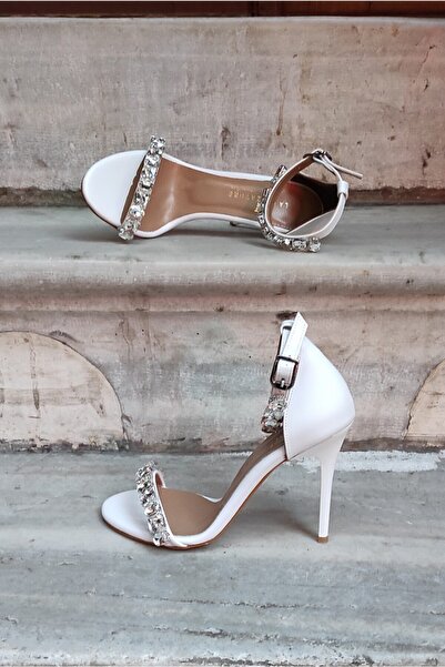 LA CALZATURE Beyaz Deri 11cm Tek Bant Bilek Taşlı Topuklu Kadın Ayakkabı