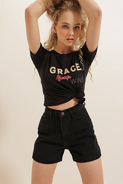 Trend Alaçatı Stili Kadın Siyah Duble Paça Yüksek Bel Denim Şort ALC-X7887