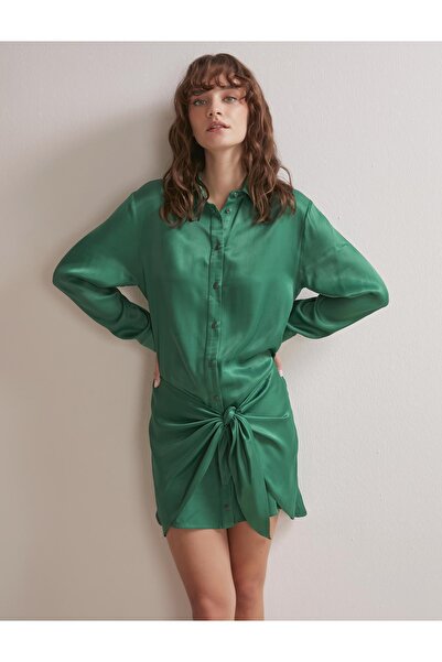 Jimmy Key Dámske saténové minišaty so zeleným zapínaním na gombíky