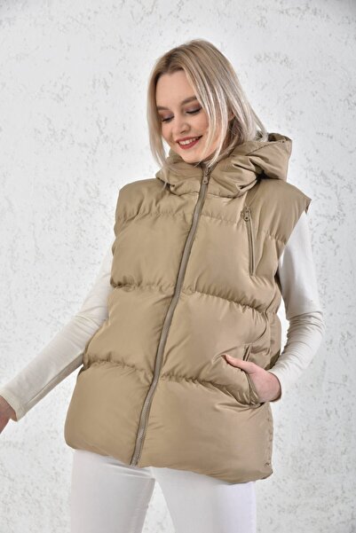 VOLT CLOTHİNG Women's Beige Hooded Padded 3-Pocket Puffer Vest