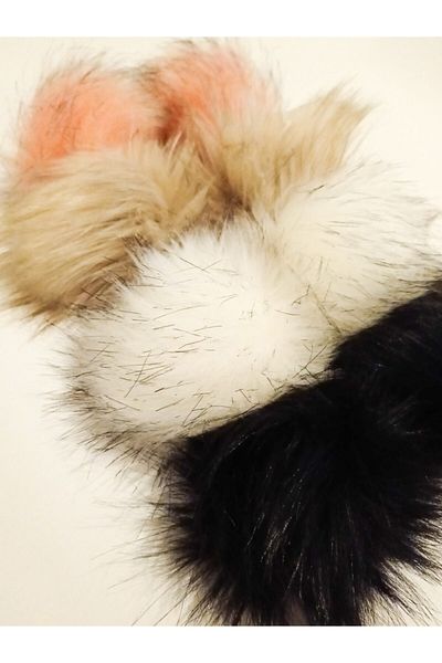 Snowygirl Pompom 8 Pieces 10 Cm Beanie For Keychain And Booties