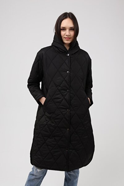 DYNAMO Dámský černý prošívaný kabát s kapucí