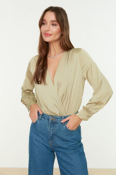 Trendyol Collection Body - Grün - Regular Fit