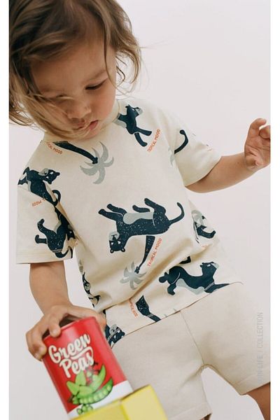Pink Hippo Kids Tropical Patterned T-shirt and Shorts Set