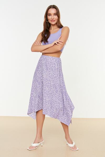 Trendyol Collection Lila virágmintás hullámos aszimmetrikus magas derekú Midi Stretch kötött szoknya TWOAW20ET0440