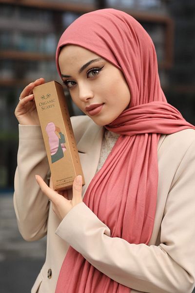 Organic Scarfs موديل حجاب شال قطني ممشط - وردة مجففة