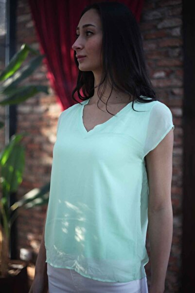 Blues Outlet Γυναικεία κοντομάνικη μπλούζα σιφόν με γραμμή-πράσινη