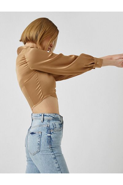 Koton Langärmlige Crop-Bluse mit V-Ausschnitt