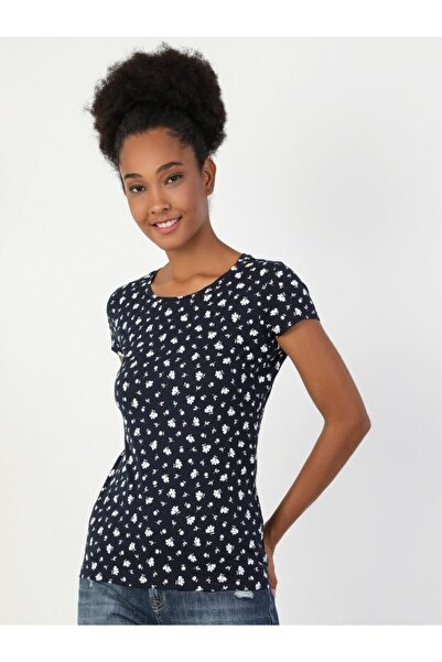 Colin's Slim Fit Bisiklet Yaka Desenli Lacivert Kadın Kısa Kol Tişört