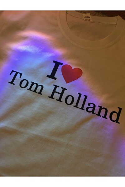 TIMESWASTINGIRL Marvel Spiderman Tom Holland Tshirt