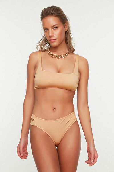 Trendyol Collection Brązowy, szczegółowo wycięty dół od bikini TBESS21BA0306