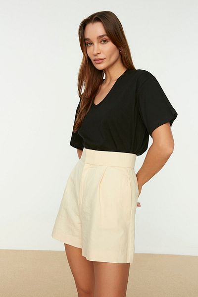 Trendyol Collection Μαύρη %100 Βαμβακερή Σουπρέμ T-Shirt Εμπρός Βε V λαιμόκοψη Boyfriend