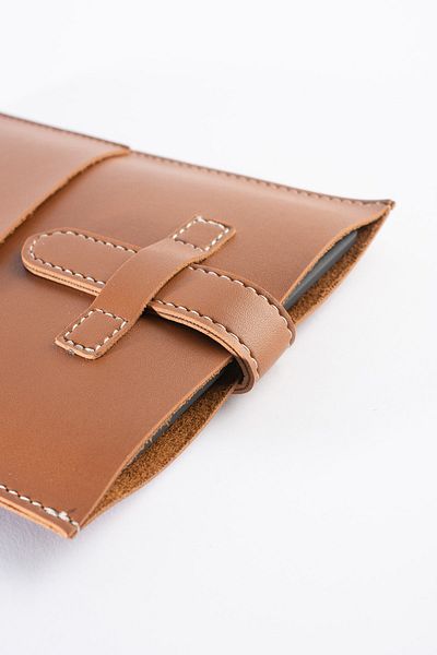 DK LEATHER Brown Pu Leather 6.8" Kindle Paperwhite 11th Generation 2021 and Signature Amazon Ebook Reader Case