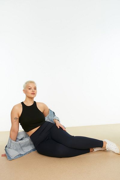 Trendyol Curve Plus Size Leggings - Navy blue - High Waist