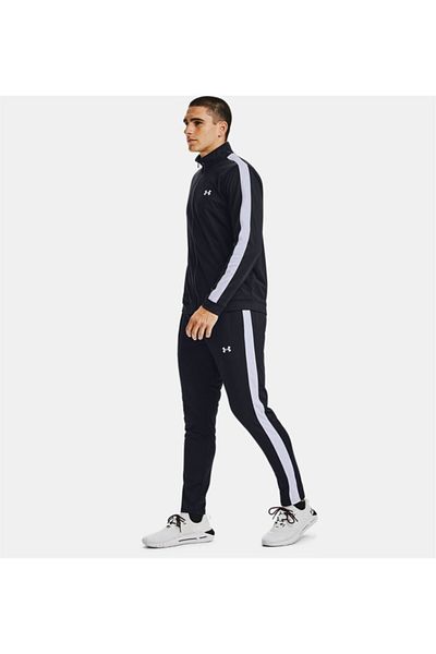 Under Armour طقم رياضي للرجال من Emea