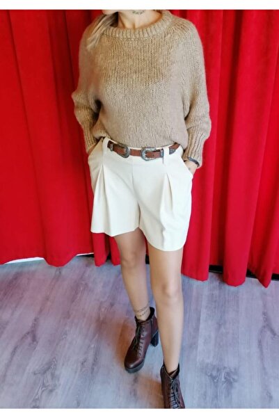 MISSY WINGS Women's Beige Shorts