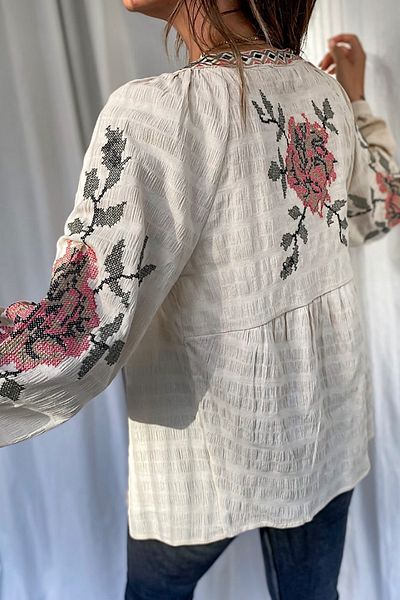 FEMELLE Beigefarbene Damenjacke mit Rosenstickerei