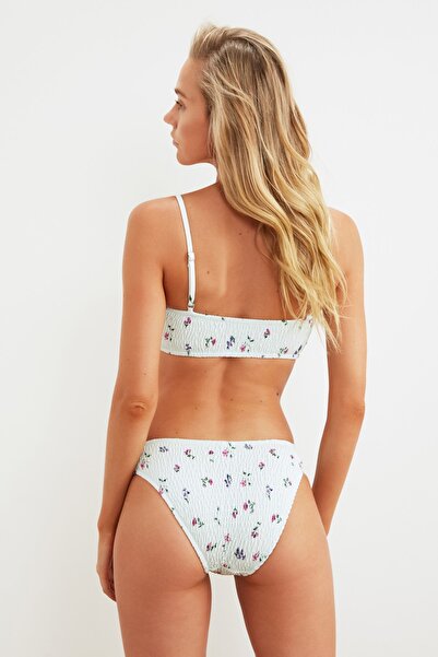 Trendyol Collection Crochet Floral Patterned Elastic Bikini Bottom TBESS21BA0303