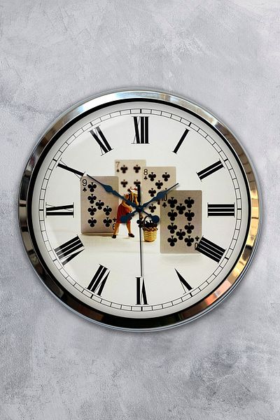 Kasva Concept Gift 40 cm Chrome Metal Playing Card Wall Clock