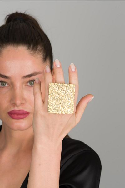 ZeyDor Accessories Gold Embossed Large Ring 10093