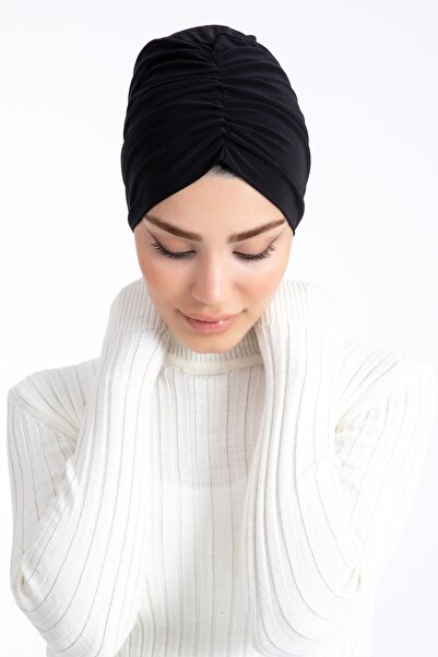 LadyColor قلنسوة جاهزة ذات ثنيات سوداء اللون أسود