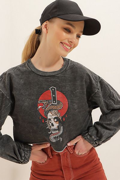 Trend Alaçatı Stili Women's Anthracite Crew Neck Digital Printed Washable Crop Sweatshirt ALC-X7949