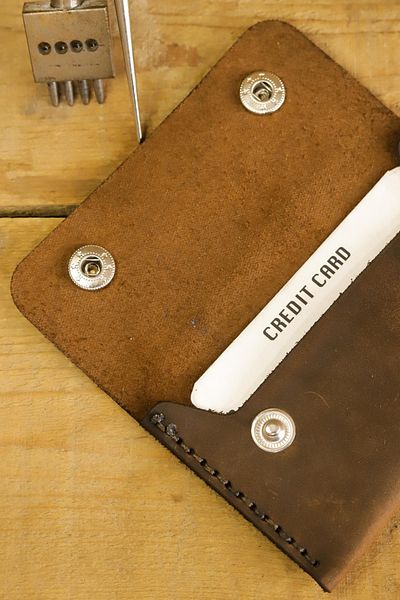 New Coast Leather 1900's Мъжки кафяв ръчно изработен картодържател от естествена кожа