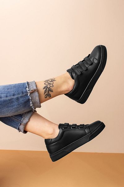 Lal Shoes & Bags Pantofi sport moi pentru damă, cu 3 dungi-negru