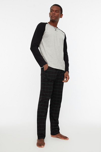 Trendyol Collection Grünes kariertes Strick-Pyjama-Set THMAW21PT0879